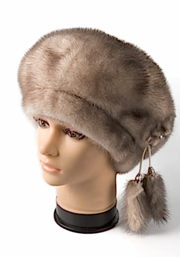 Пошив женских шапок из меха